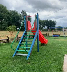 castello mini e altalena plastica riciclata strongplast