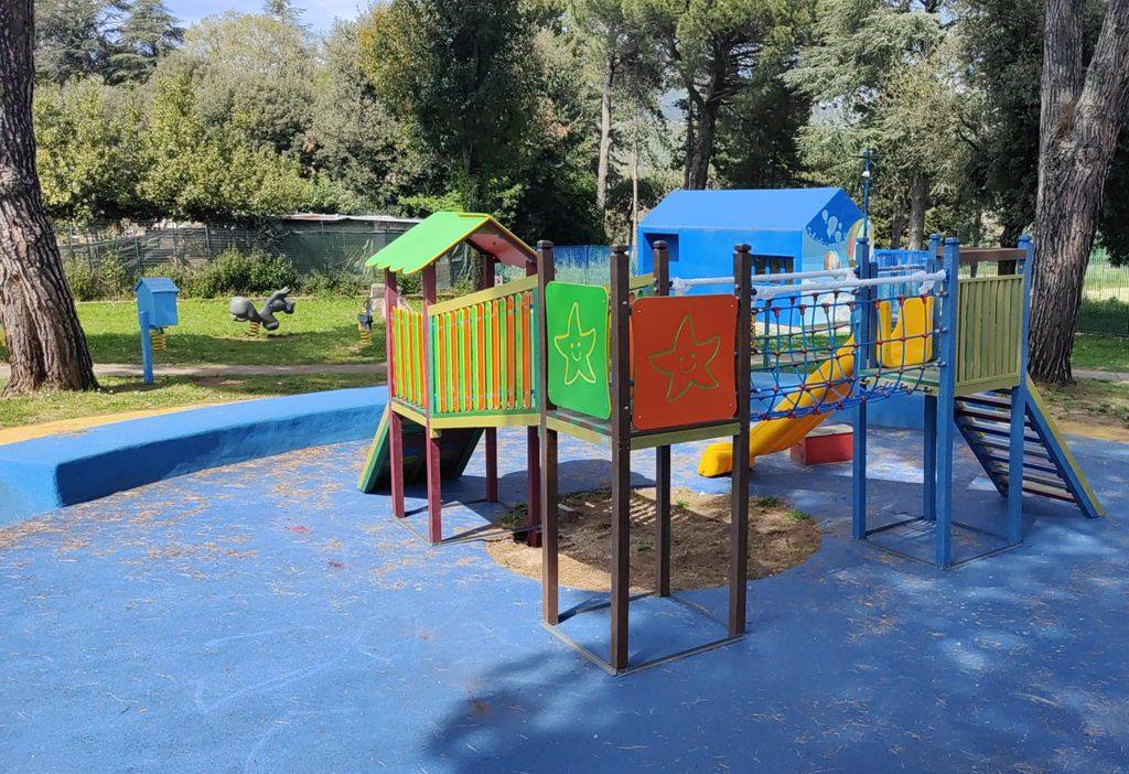 norma parco giochi plastica riciclata dietro.jpg