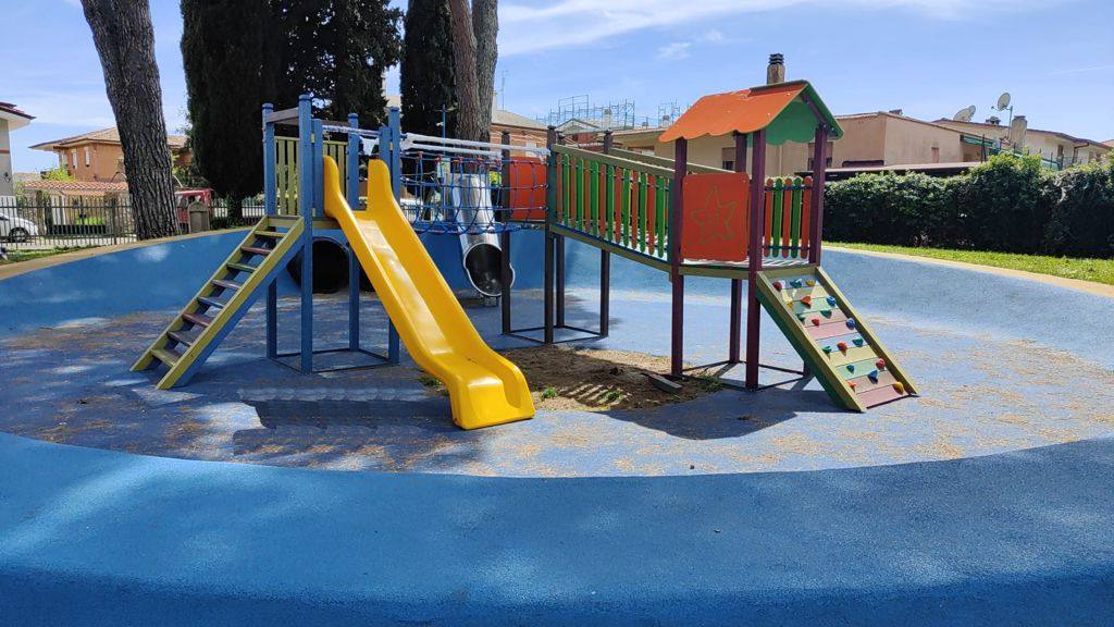 norma parco giochi plastica riciclata.jpg