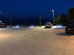 resize_panchina shark smart usb arredo urbano smart city 6.webp