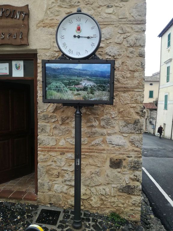 digital urban signage clock